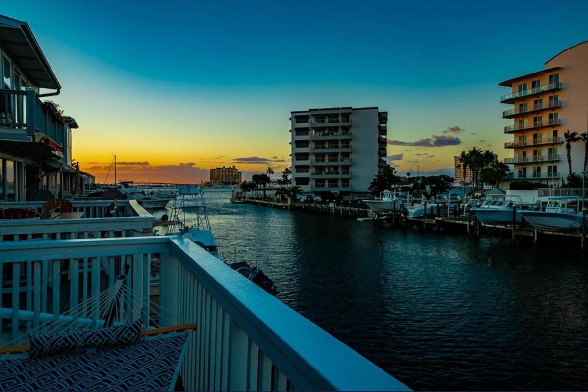 Canal Place 6 Harbor Views With Access To Boat Slip Дестин Экстерьер фото